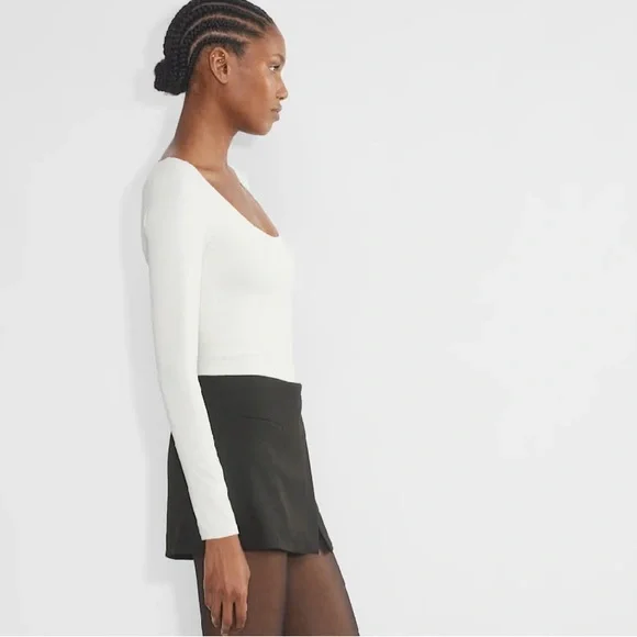 Aritzia Contour Scoopneck Longsleeve - Picture 3 of 5